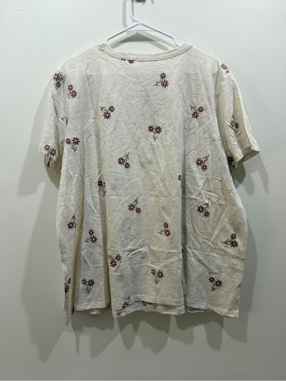 NWT Maurices Size 2X 24/7 Dawson Floral Embroidered Crew Neck Tee - Picture 2 of 6